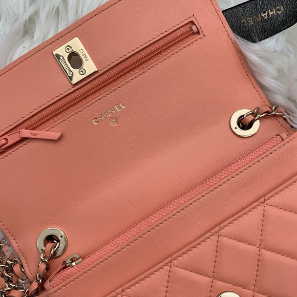 Chanel Trendy CC bag - Picture 6 of 16